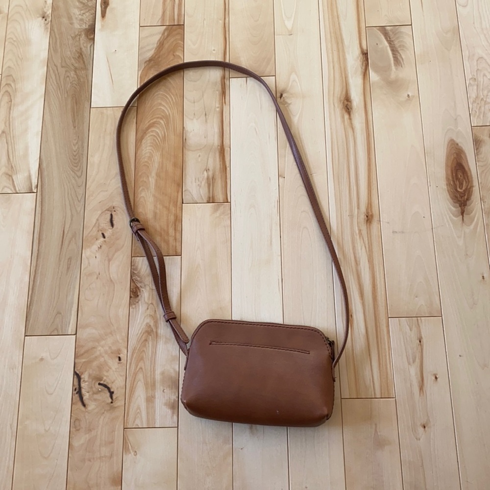 Universal Threads Crossbody